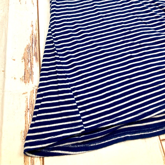 SO Relaxed Short Sleeve Shirt Navy Blue & White Striped Sz XXS - Picture 5 of 7